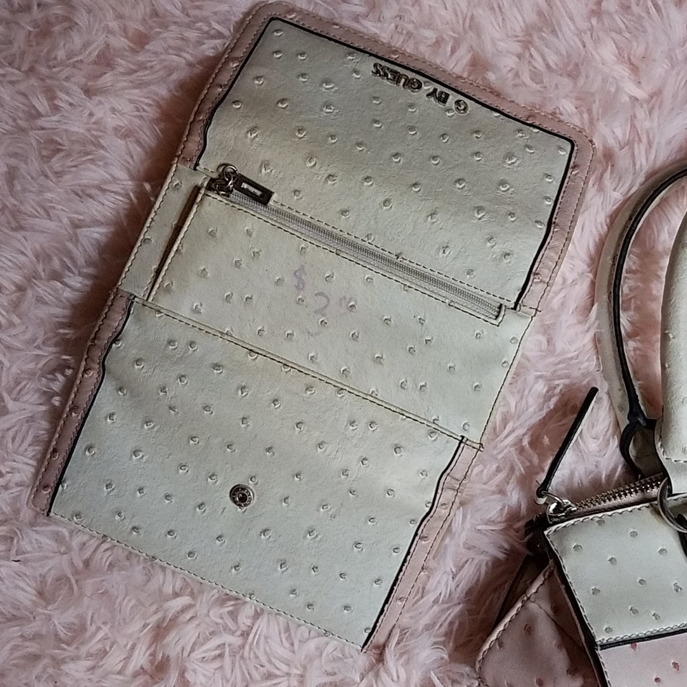 G by Guess Purse and Wallet - Picture 5 of 9